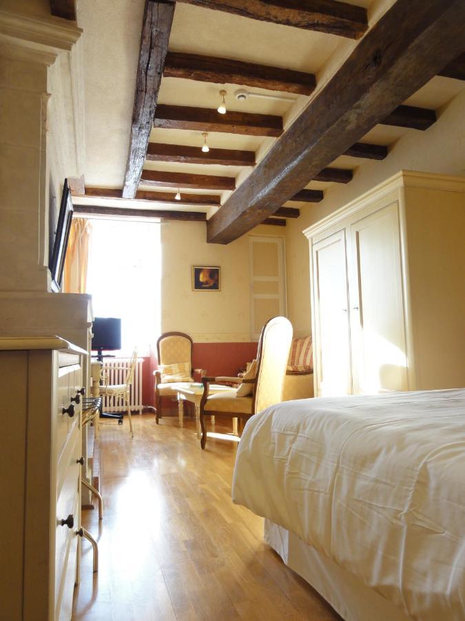 ביומונט-אן-וורון Logis Manoir De La Giraudiere מראה חיצוני תמונה